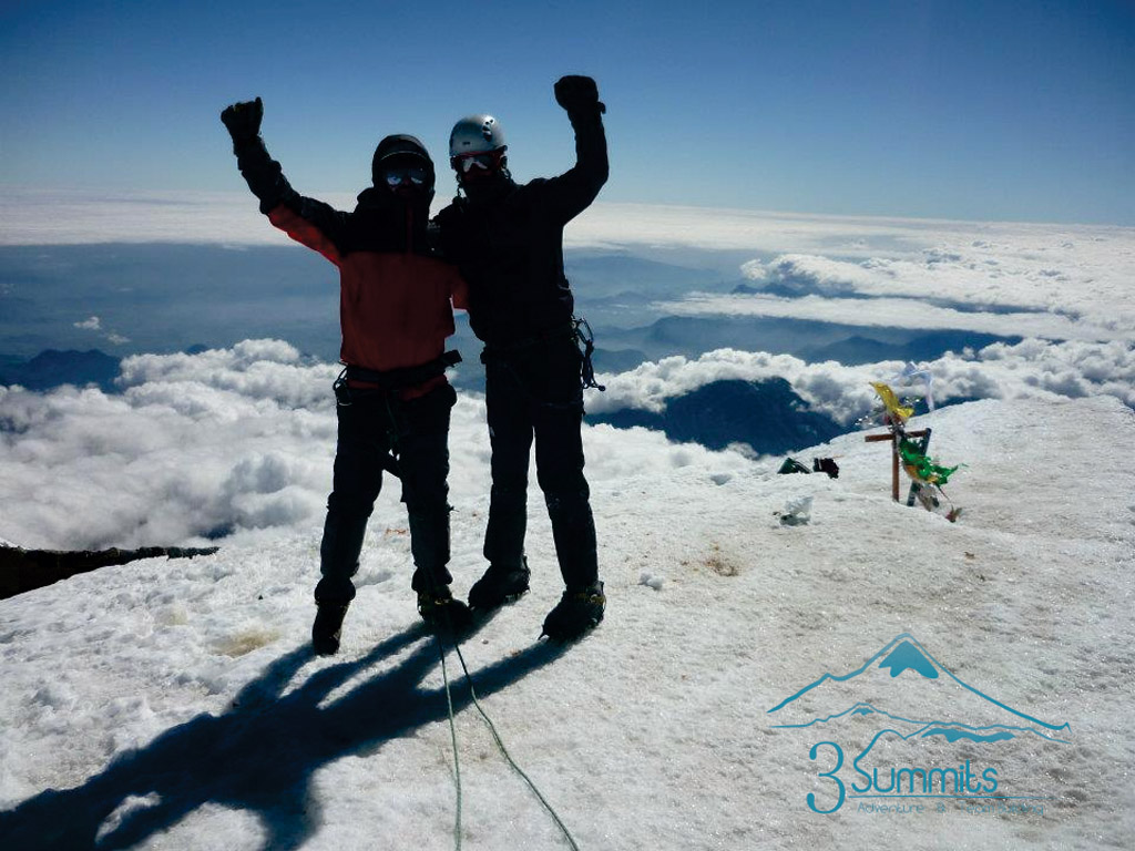 Celebrando Cumbre en el Pico de Orizaba