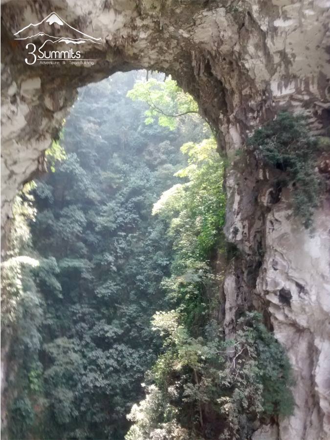 Rappel El Boquerón (200m-650ft)